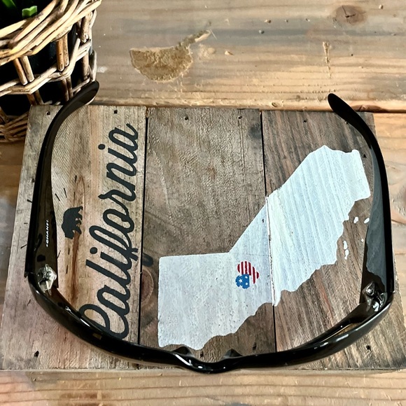 Chanel Mother Of Pearl Vintage Sunglasses - Picture 5 of 15